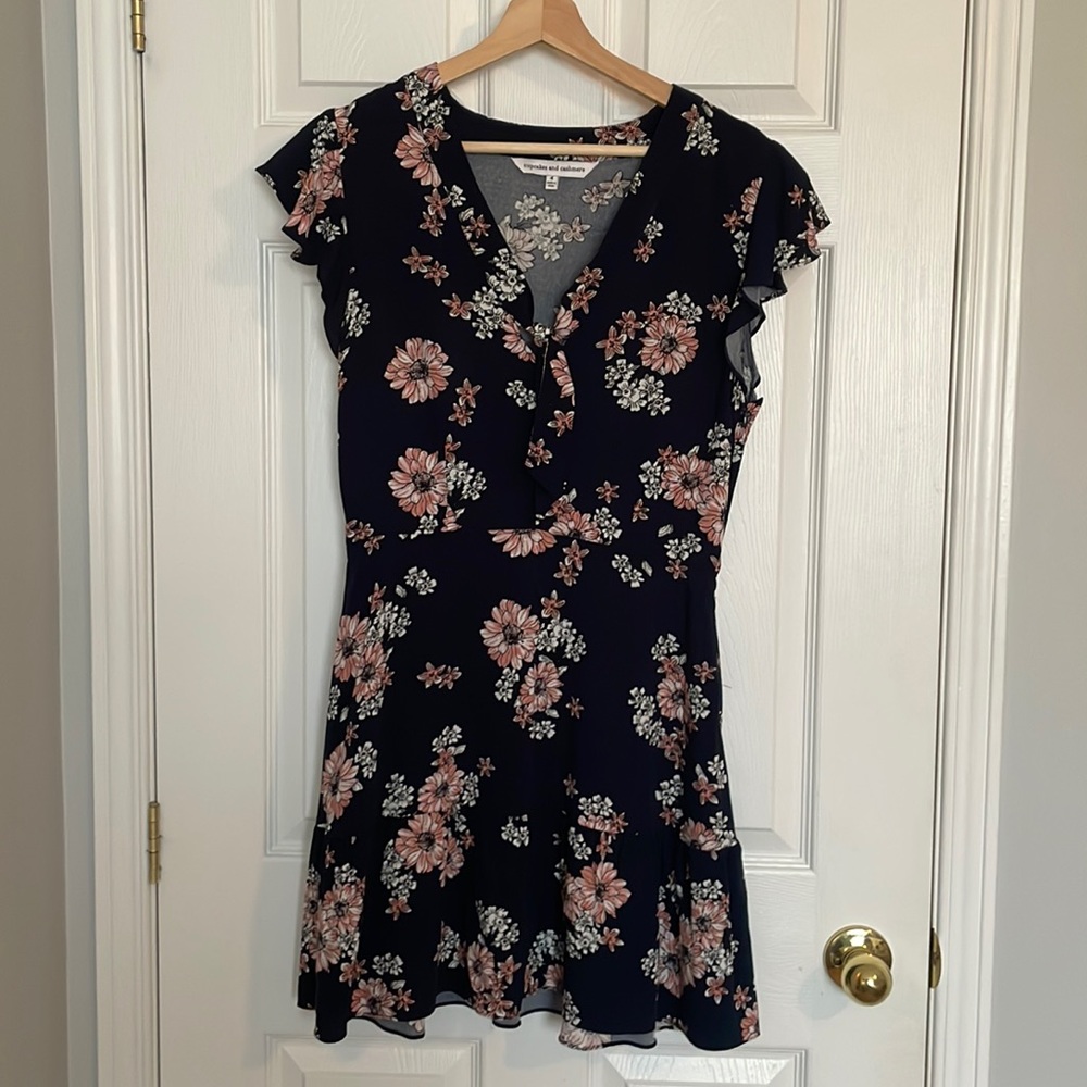 Cupcakes and Cashmere tie neck ruffle sleeve dress